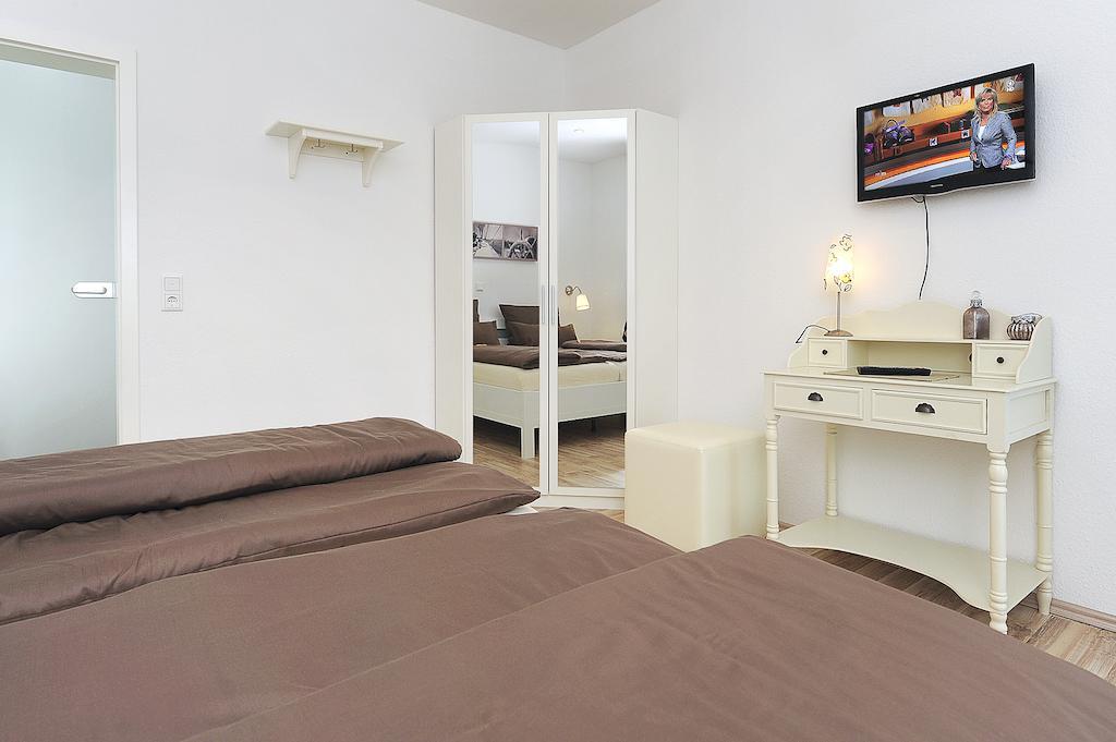 Haus Pirola Bensersiel Kamer foto